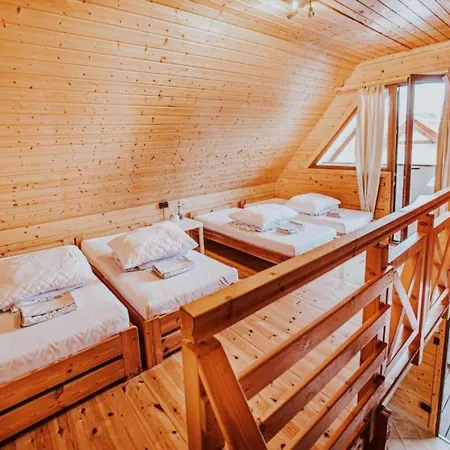 Comfortable Homes Close To The Semesterbostad